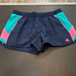 Adidas Women’s Active Shorts Large